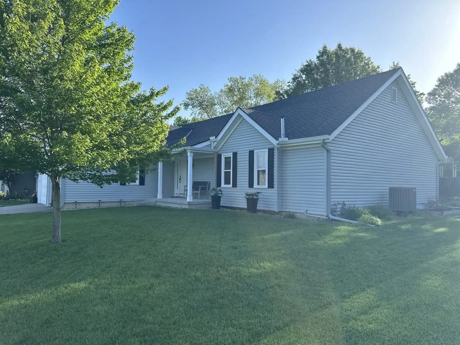 before-shawnee-hardie-siding-hail-damage-replaced